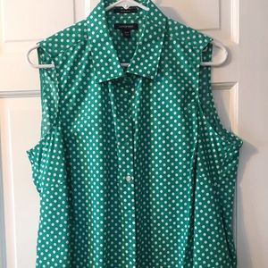 Lands End sleeveless blouse